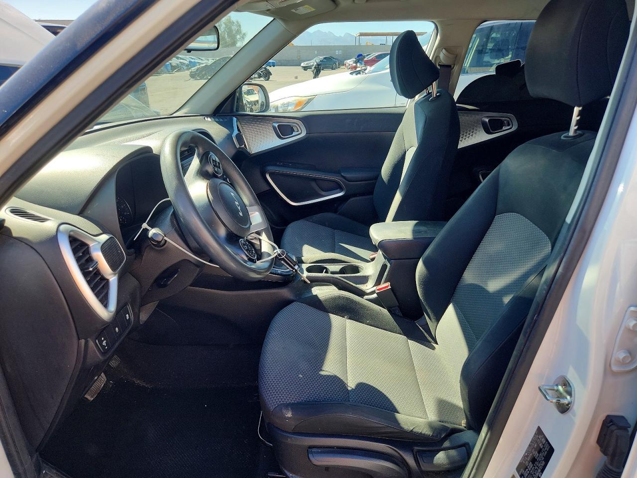 2022 Kia Soul Lx - Image 7