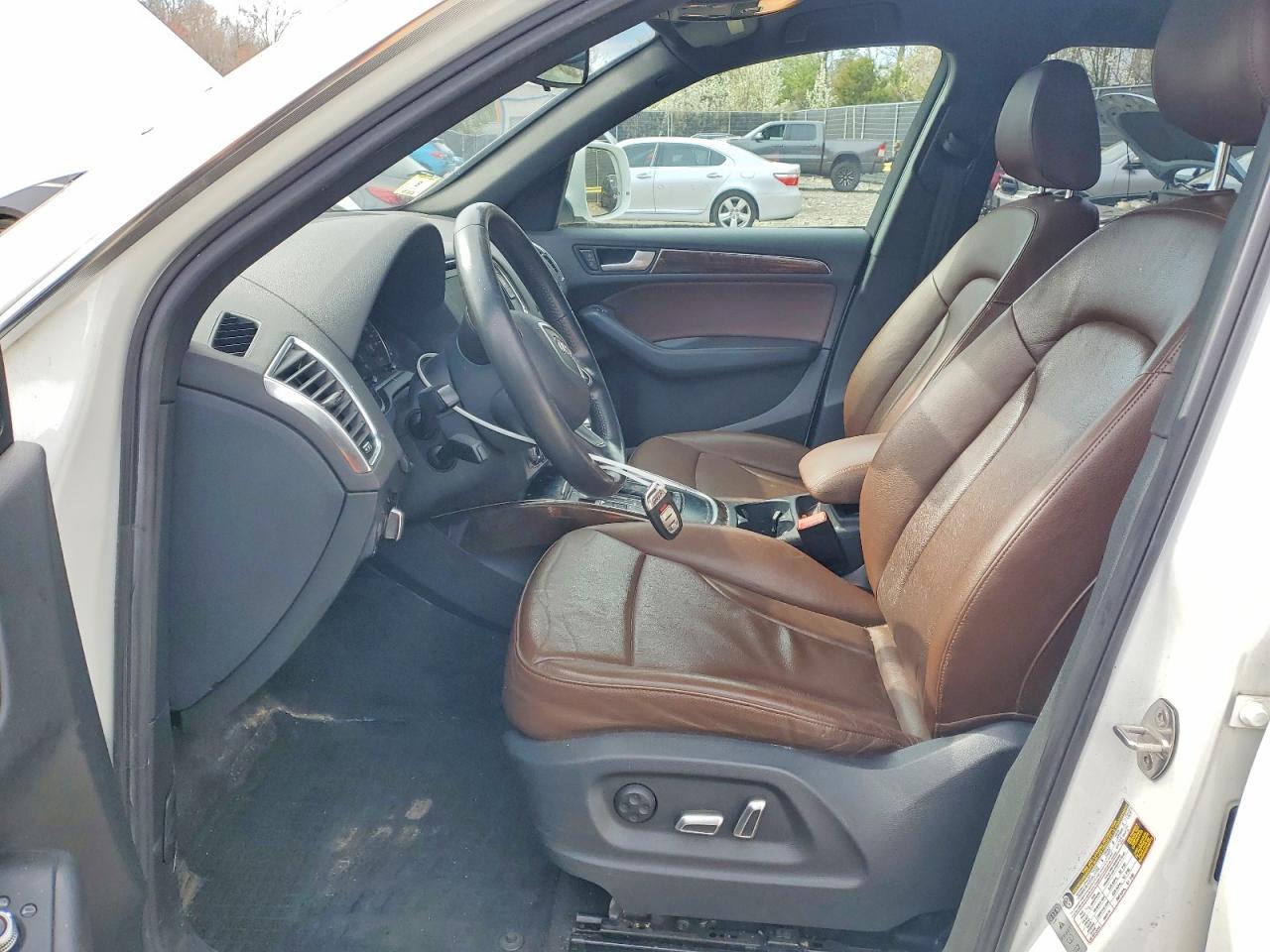 2013 Audi Q5 Premium - Image 7