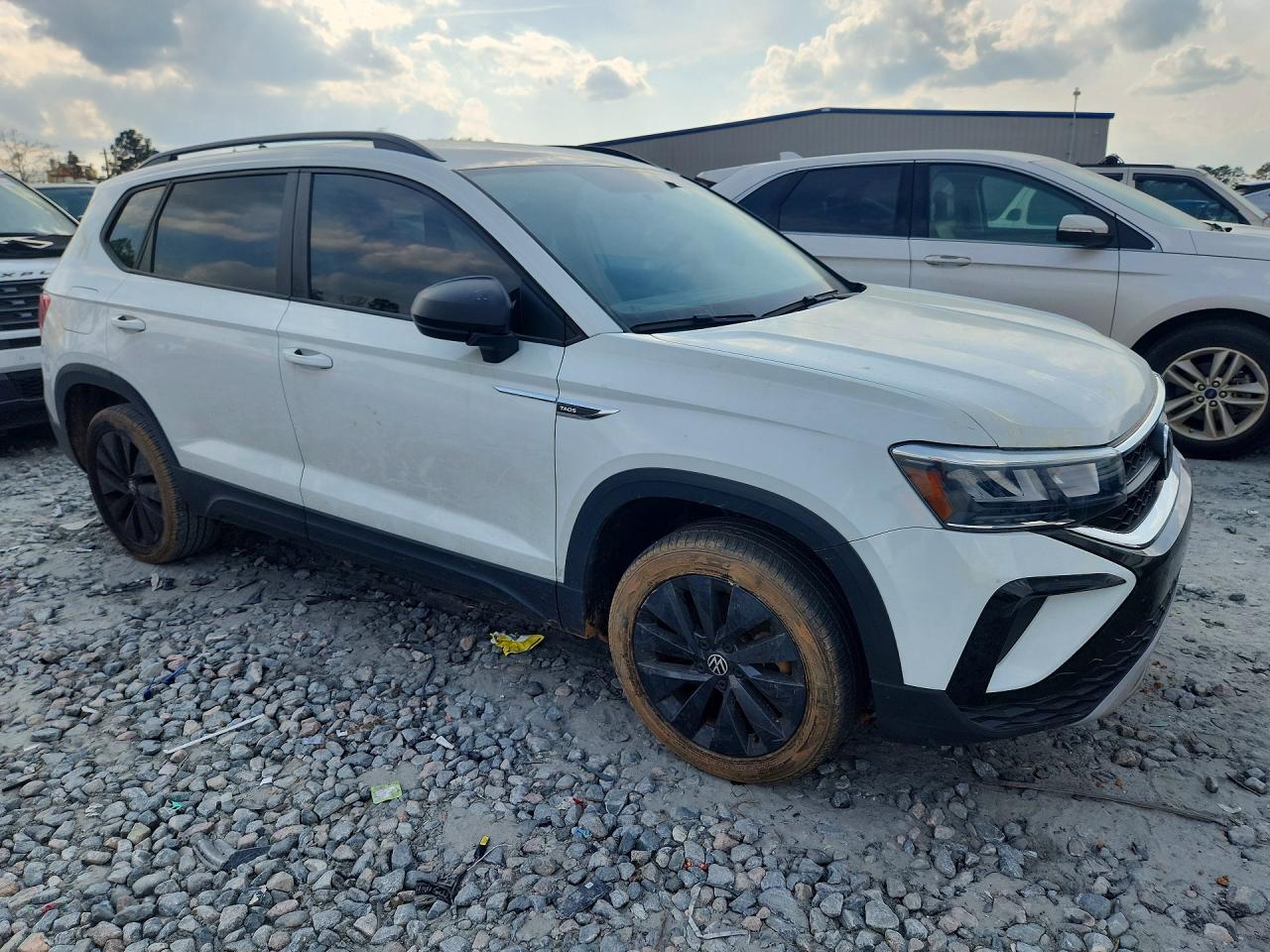 2022 Volkswagen Taos S - Image 4