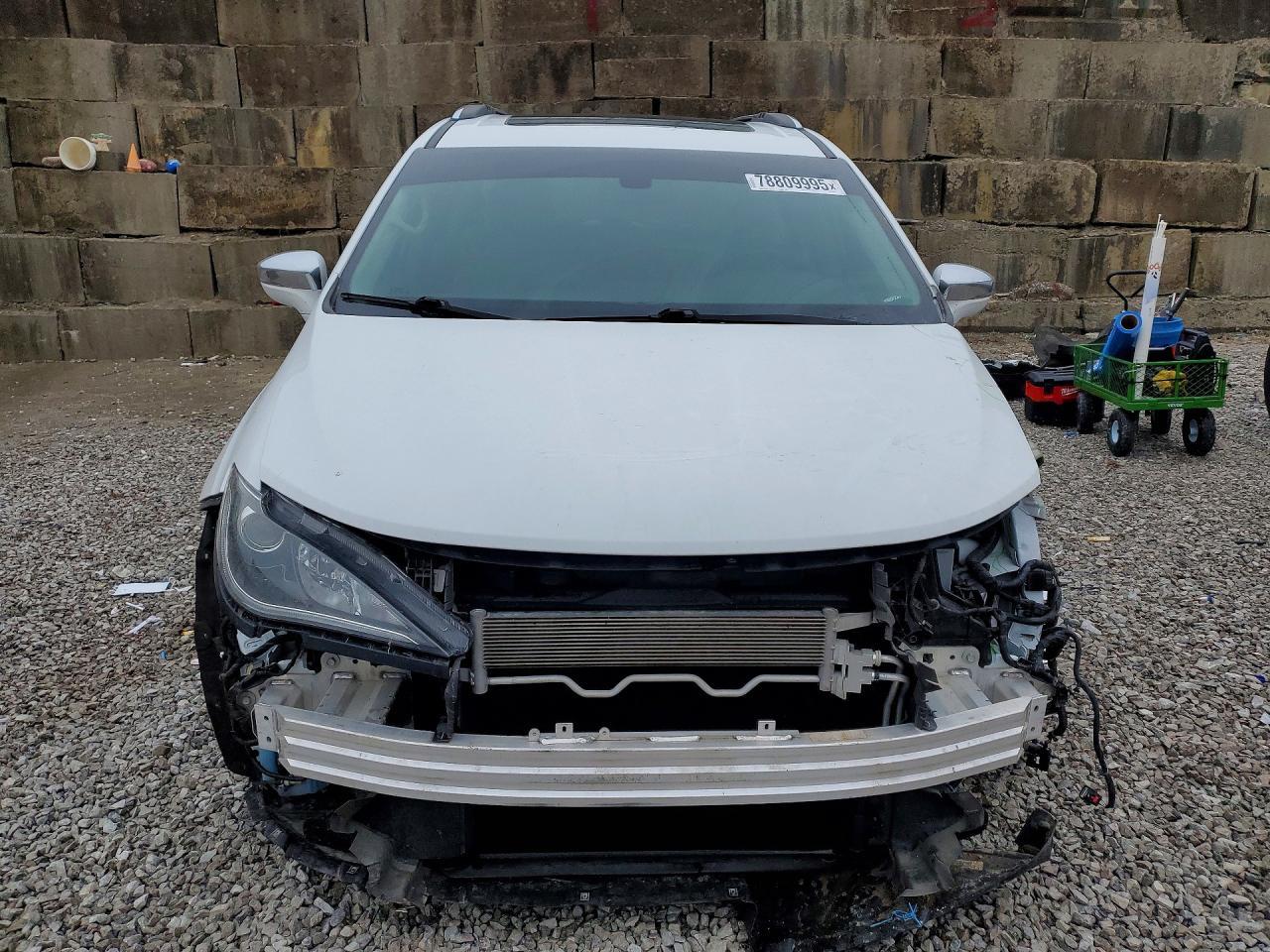 2020 Chrysler Pacifica Limited - Фото 5
