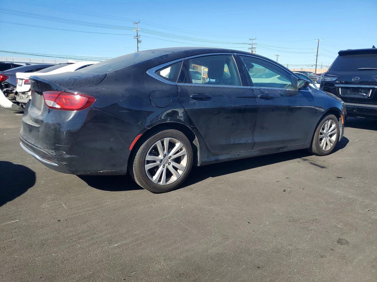 2016 Chrysler 200 Limited - Фото 3