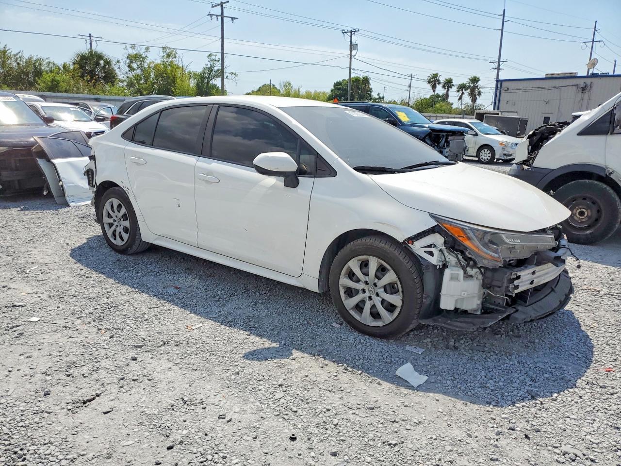 2021 Toyota Corolla Le - Фото 4
