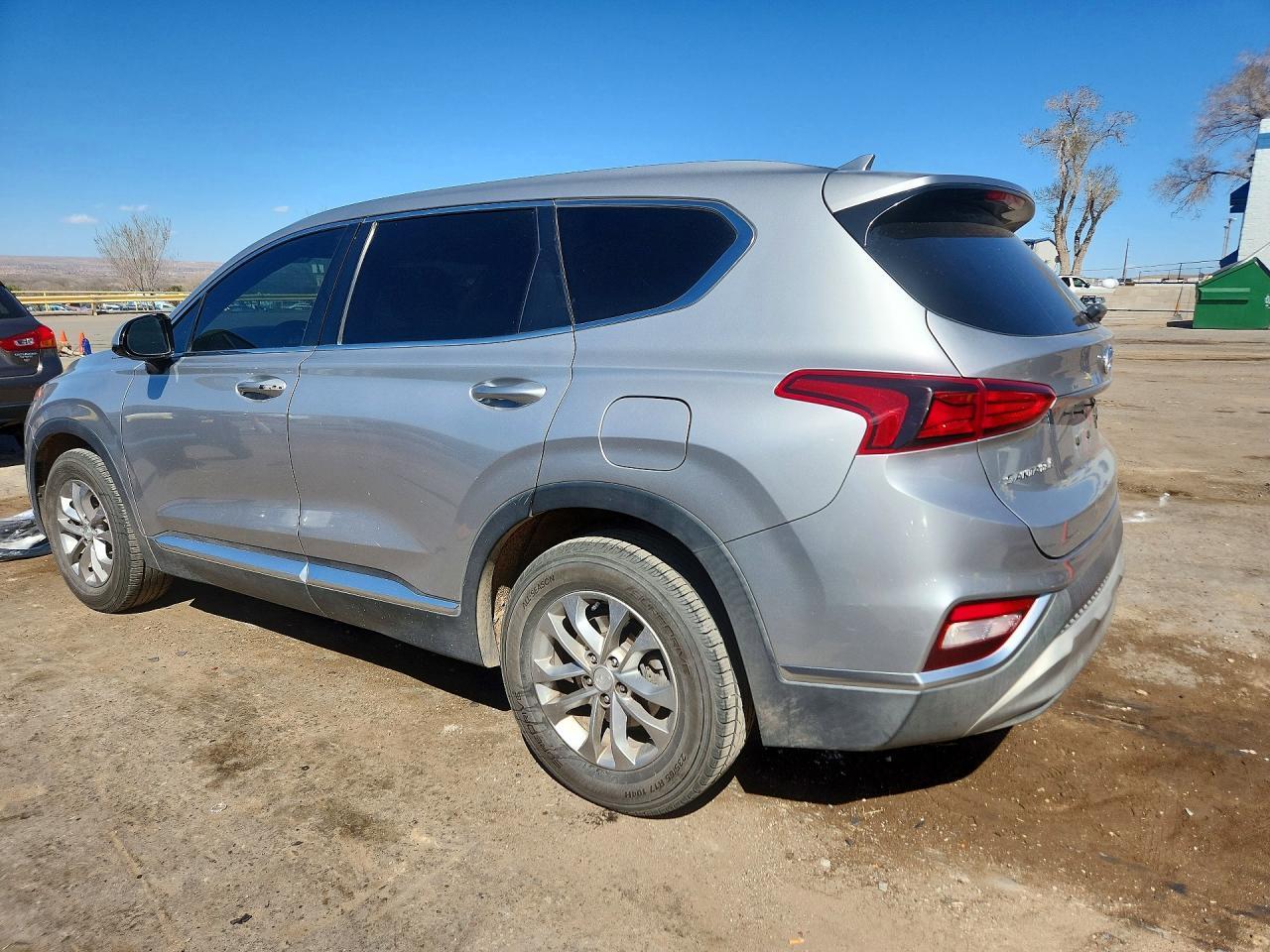 2020 Hyundai Santa Fe Sel - Image 2