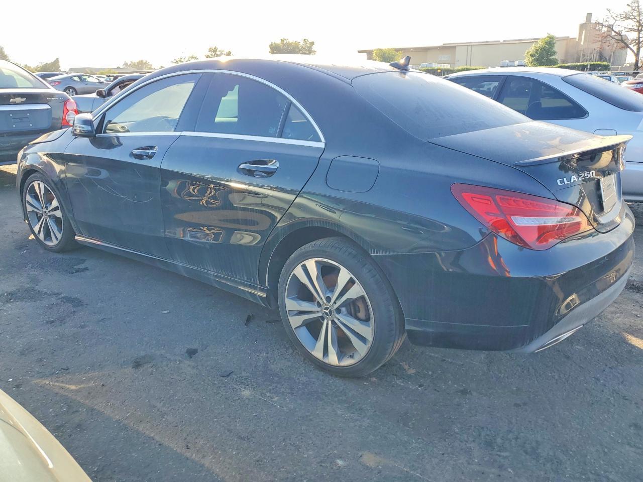 2018 Mercedes-Benz Cla 250 - Фото 2