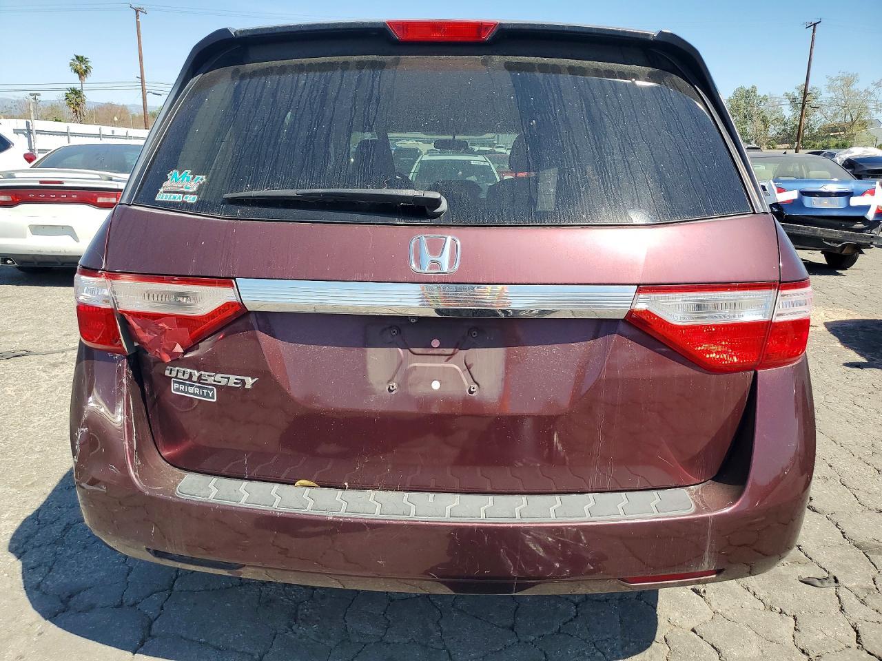 2013 Honda Odyssey Ex - Image 6