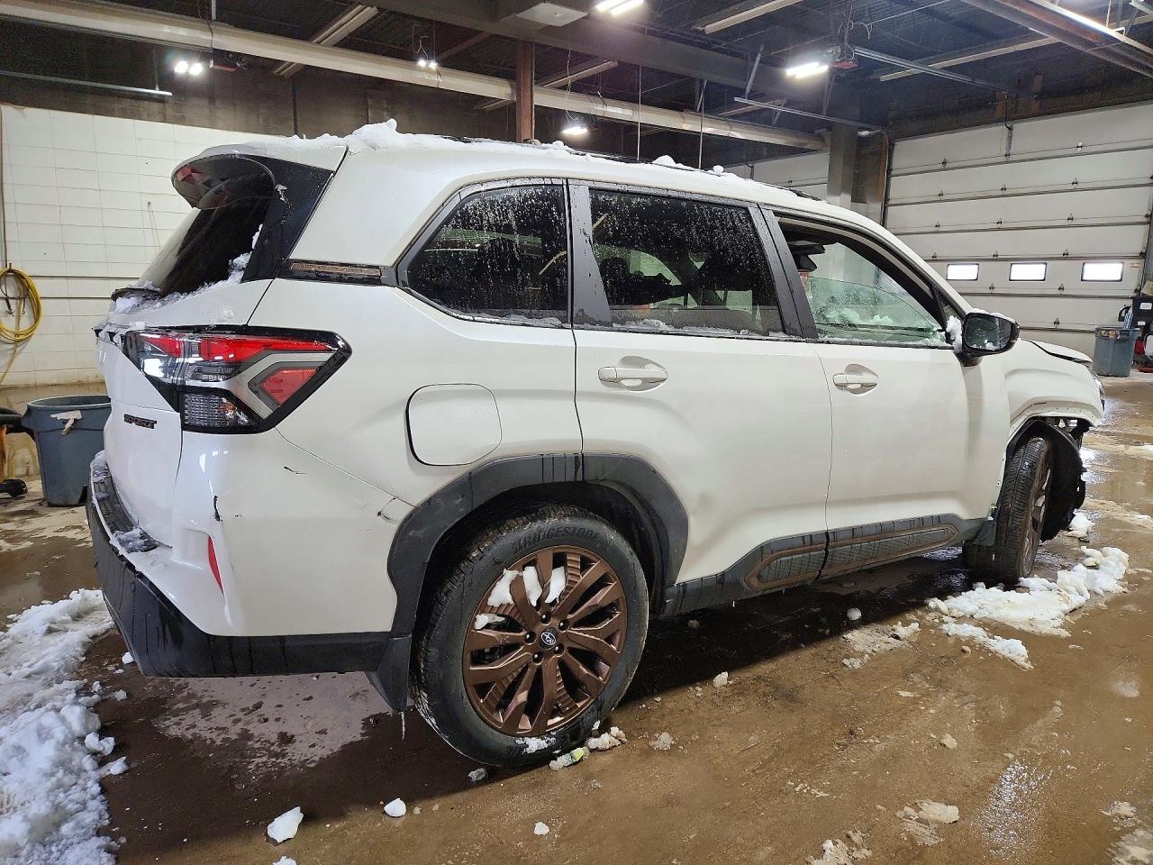 2025 Subaru Forester Sport - Фото 3
