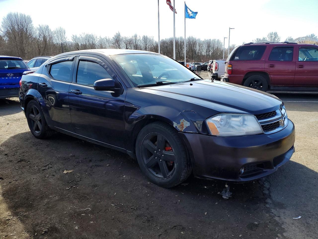 2012 Dodge Avenger Sxt - Фото 4