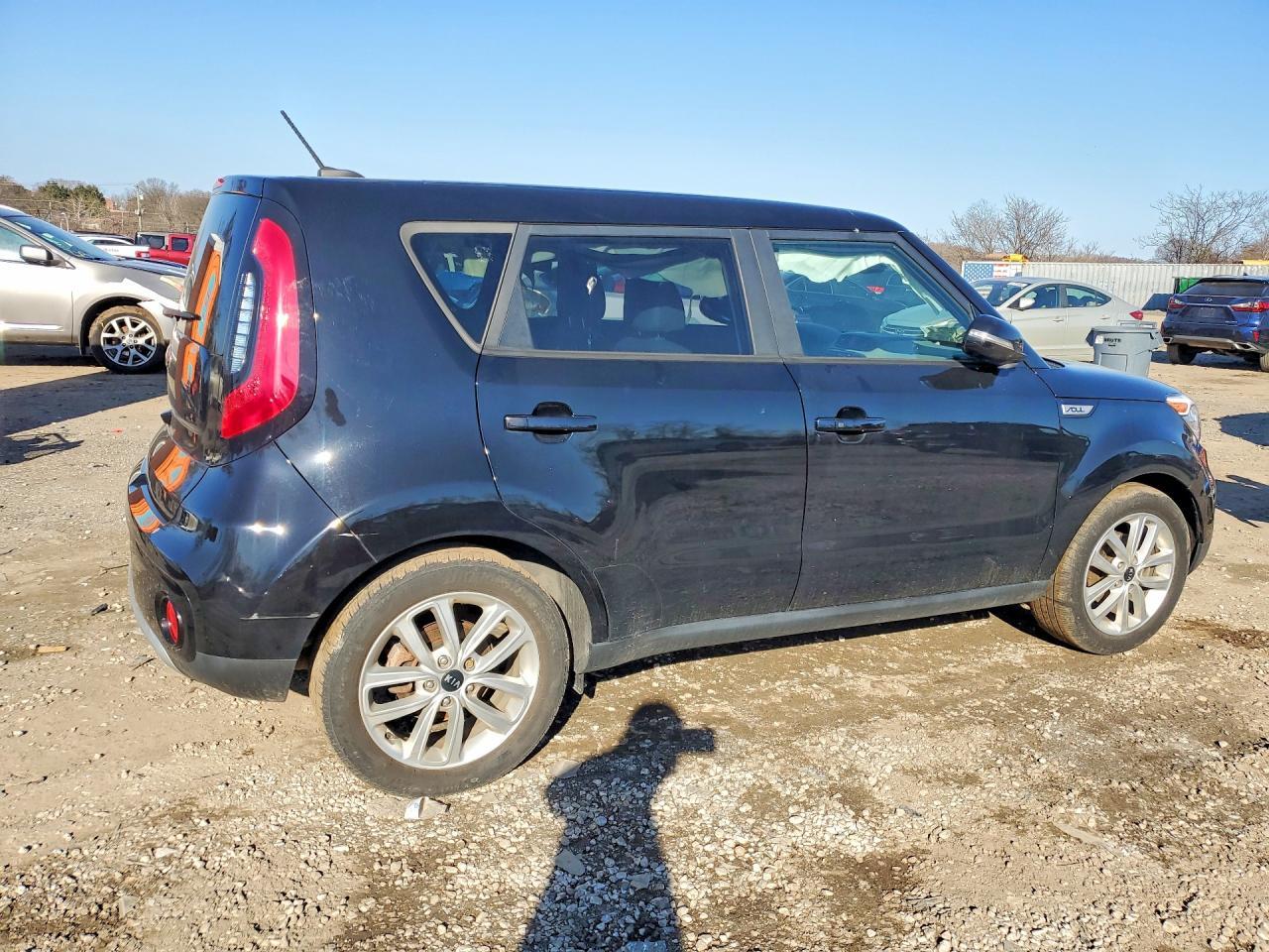 2017 Kia Soul + - Image 3