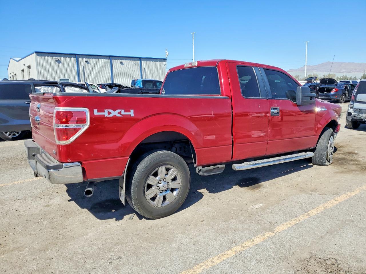 2010 Ford F150 Super Cab - Фото 3