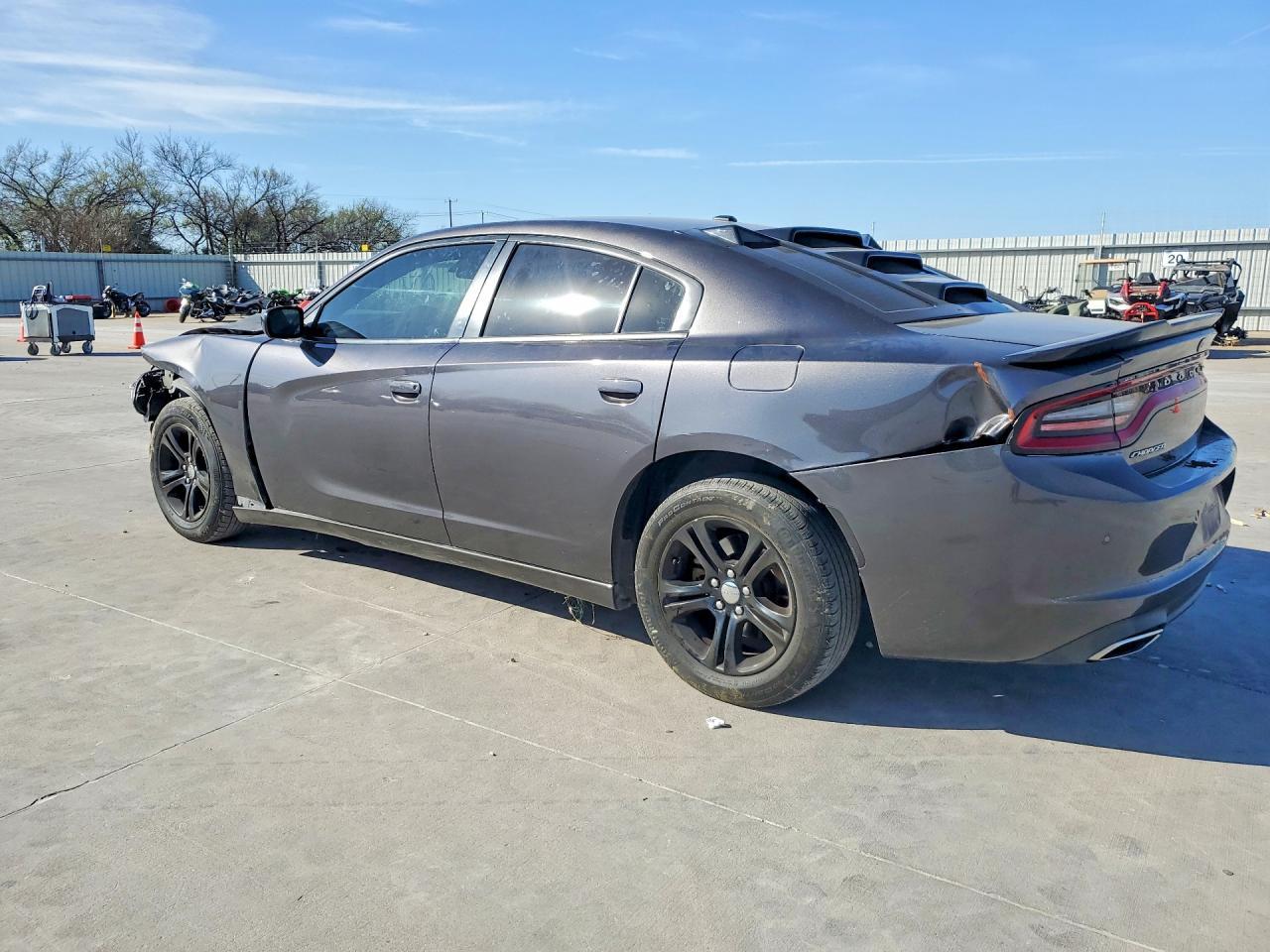 2019 Dodge Charger Sxt - Фото 2