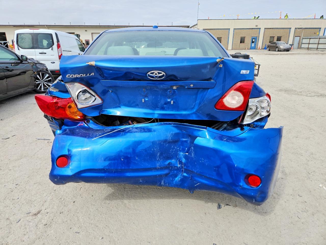 2010 Toyota Corolla Le - Фото 6