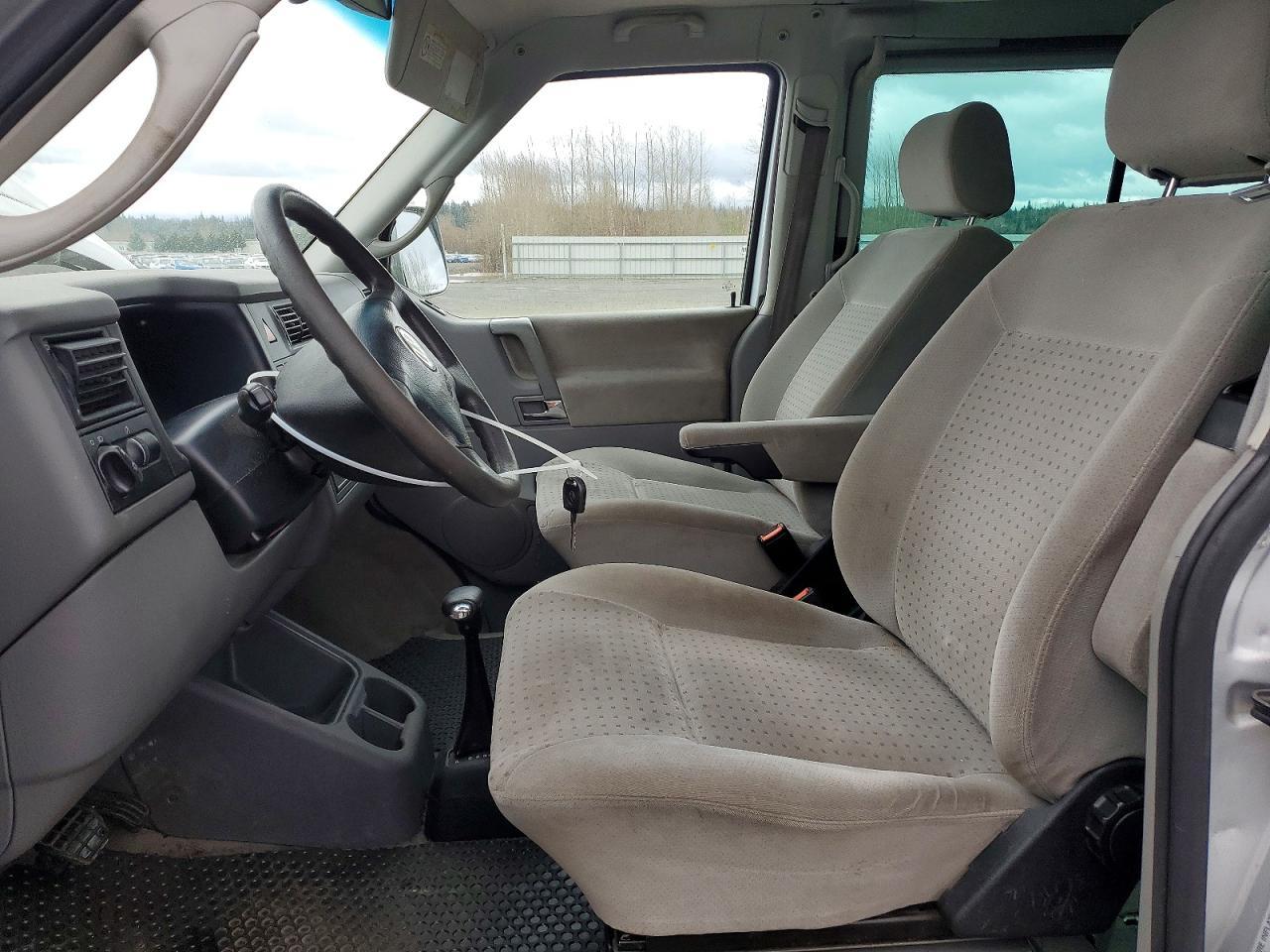 2001 Volkswagen Eurovan Mv - Фото 7