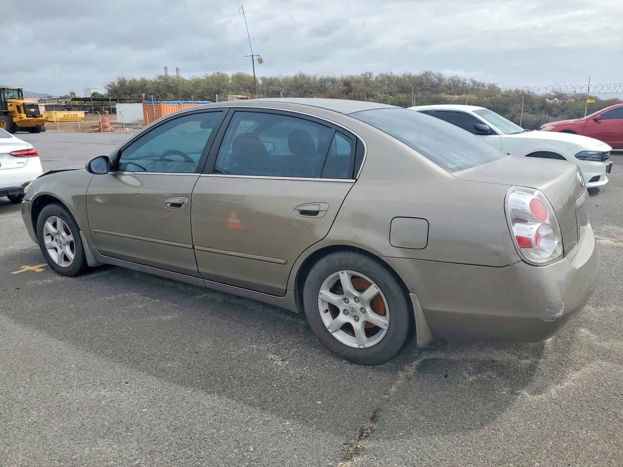 2005 Nissan Altima 2.5 - Image 2