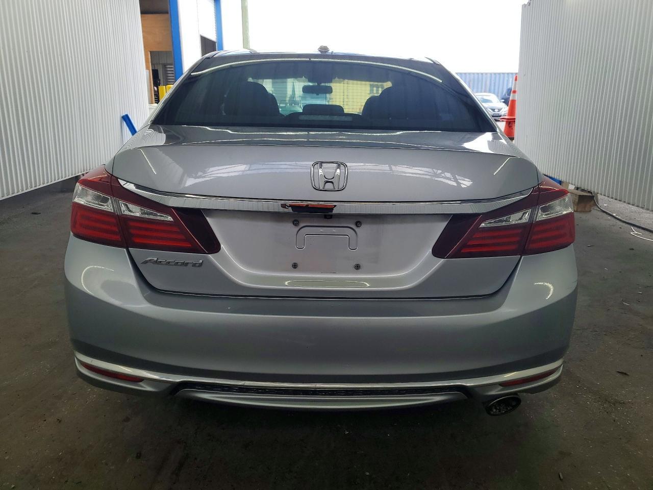 2017 Honda Accord Ex - Фото 6