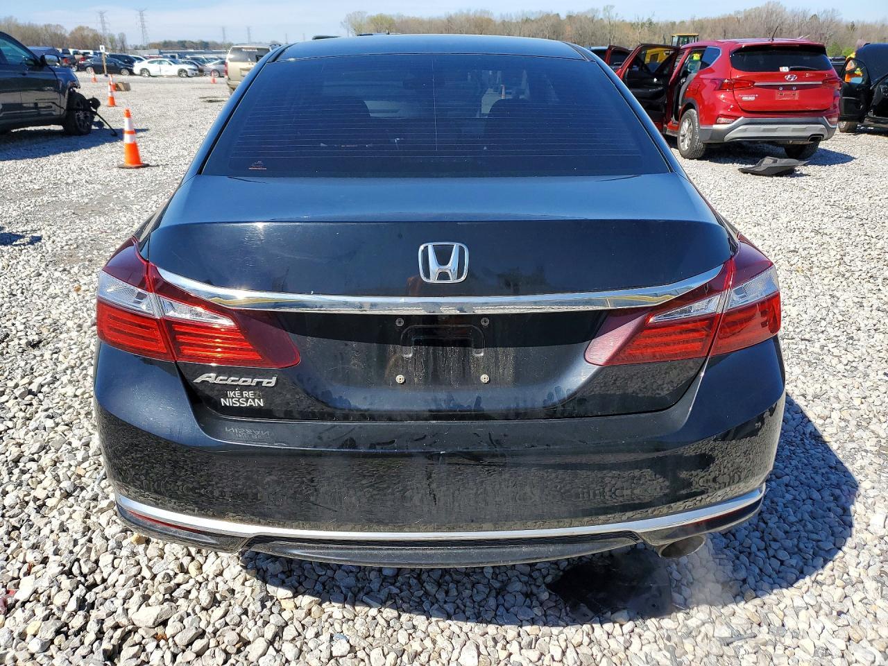2017 Honda Accord - Image 6