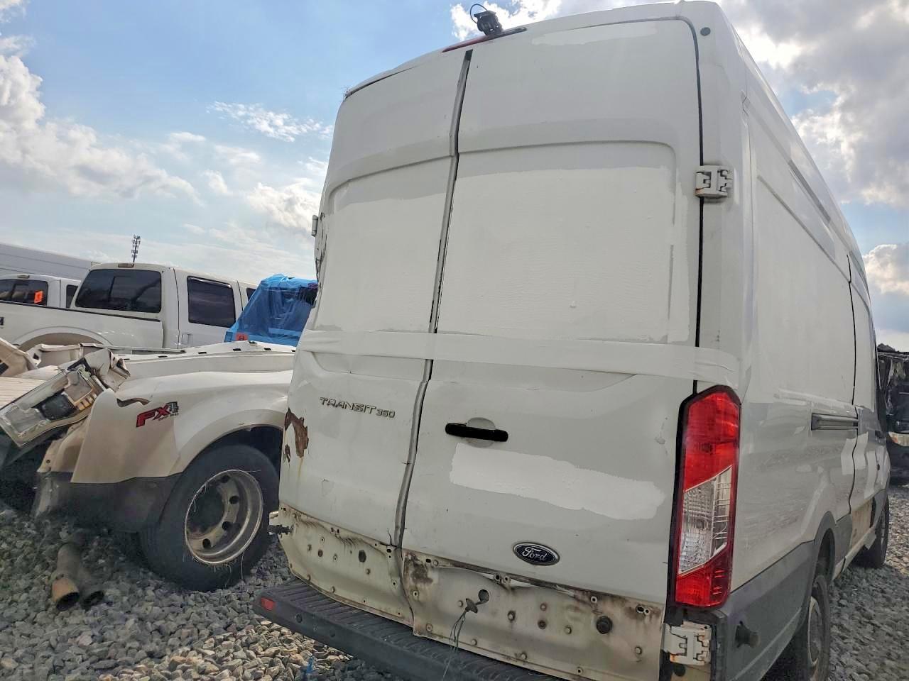 2015 Ford Transit T-350 - Image 6