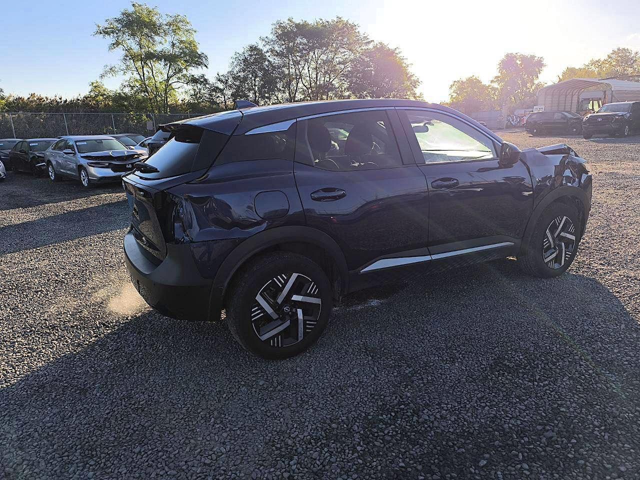 2025 Nissan Kicks Sv - Image 4