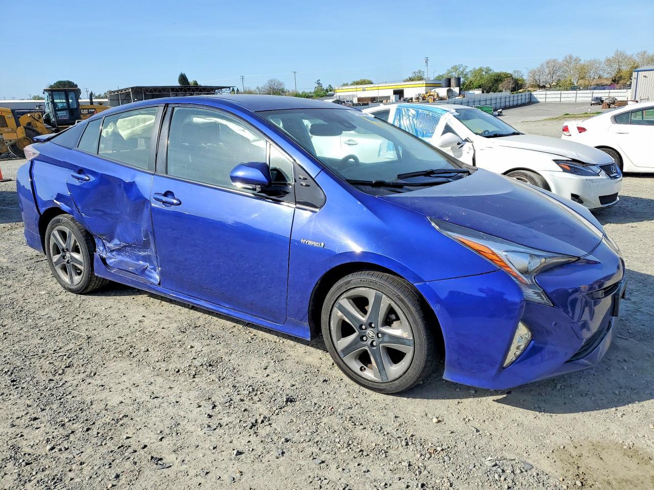 2017 Toyota Prius Four Touring - Фото 4