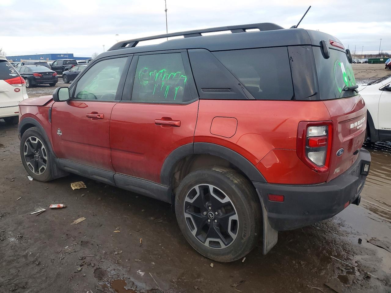 2022 Ford Bronco Sport Outer Banks - Image 2