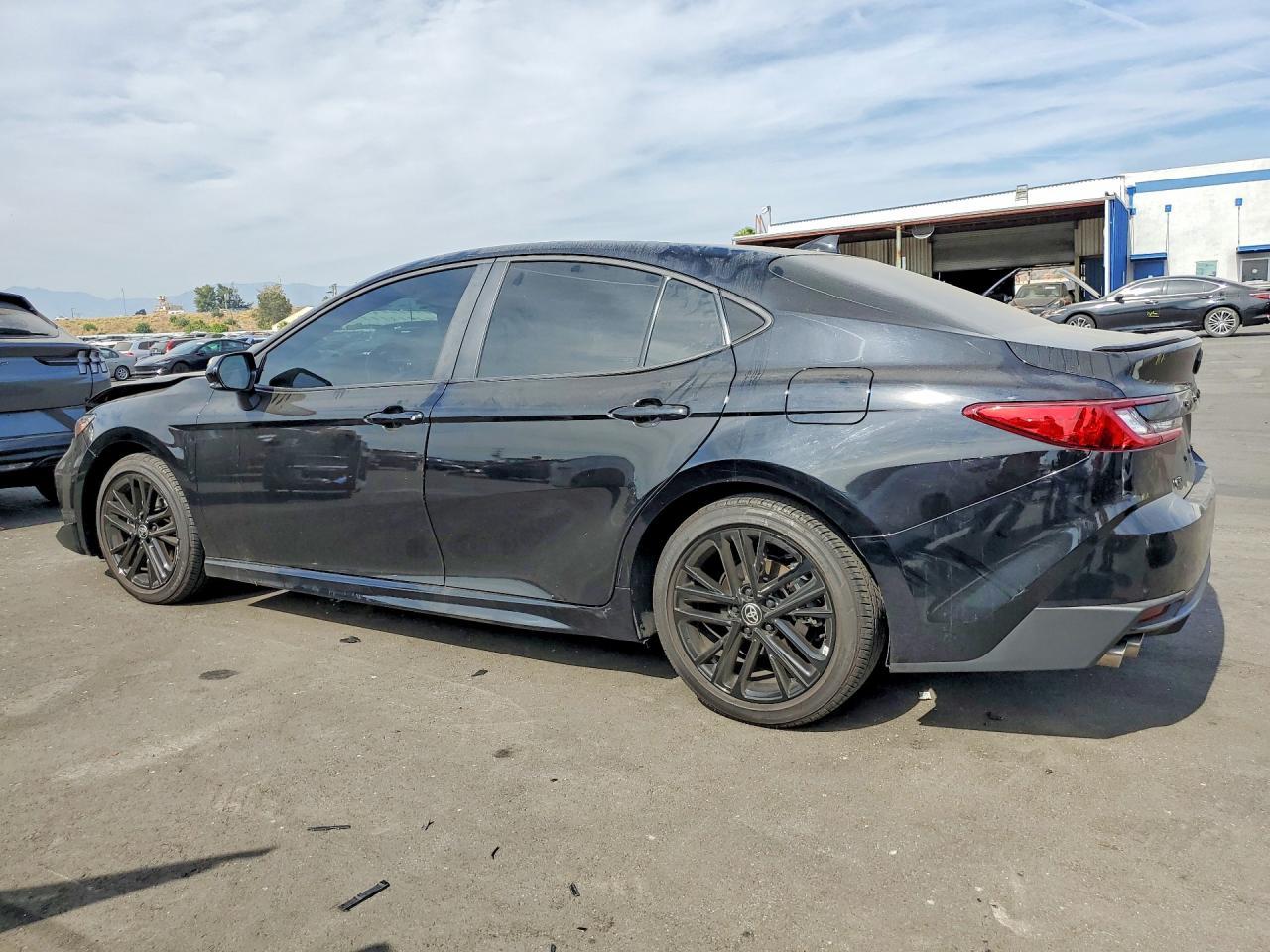 2025 Toyota Camry Se - Image 2