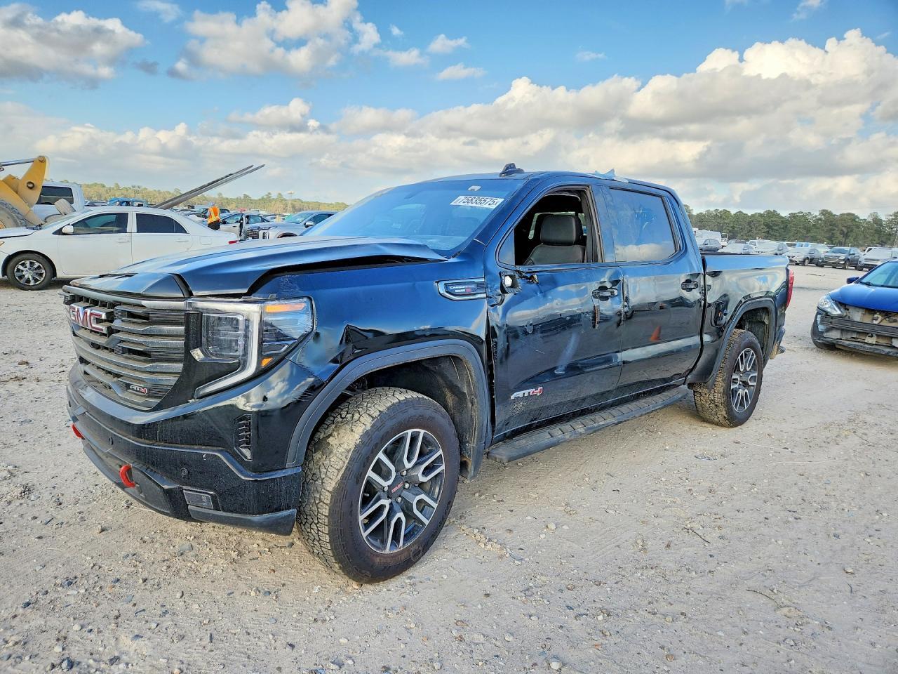 2025 GMC Sierra K1500 At4