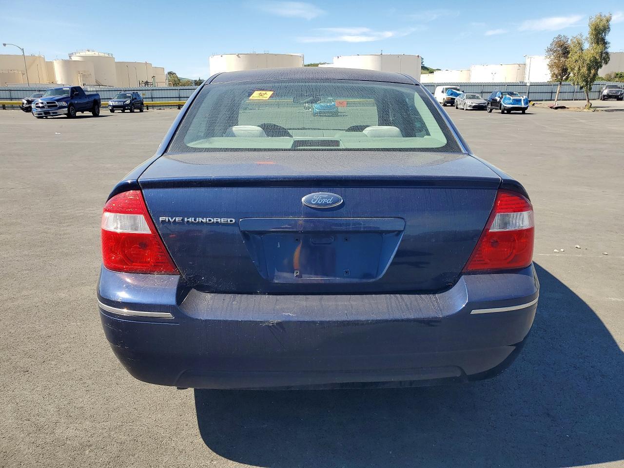 2005 Ford Five Hundred Se - Image 6