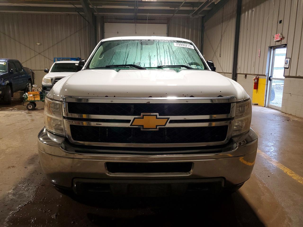 2013 Chevrolet Silverado K2500 Heavy Duty - Фото 5