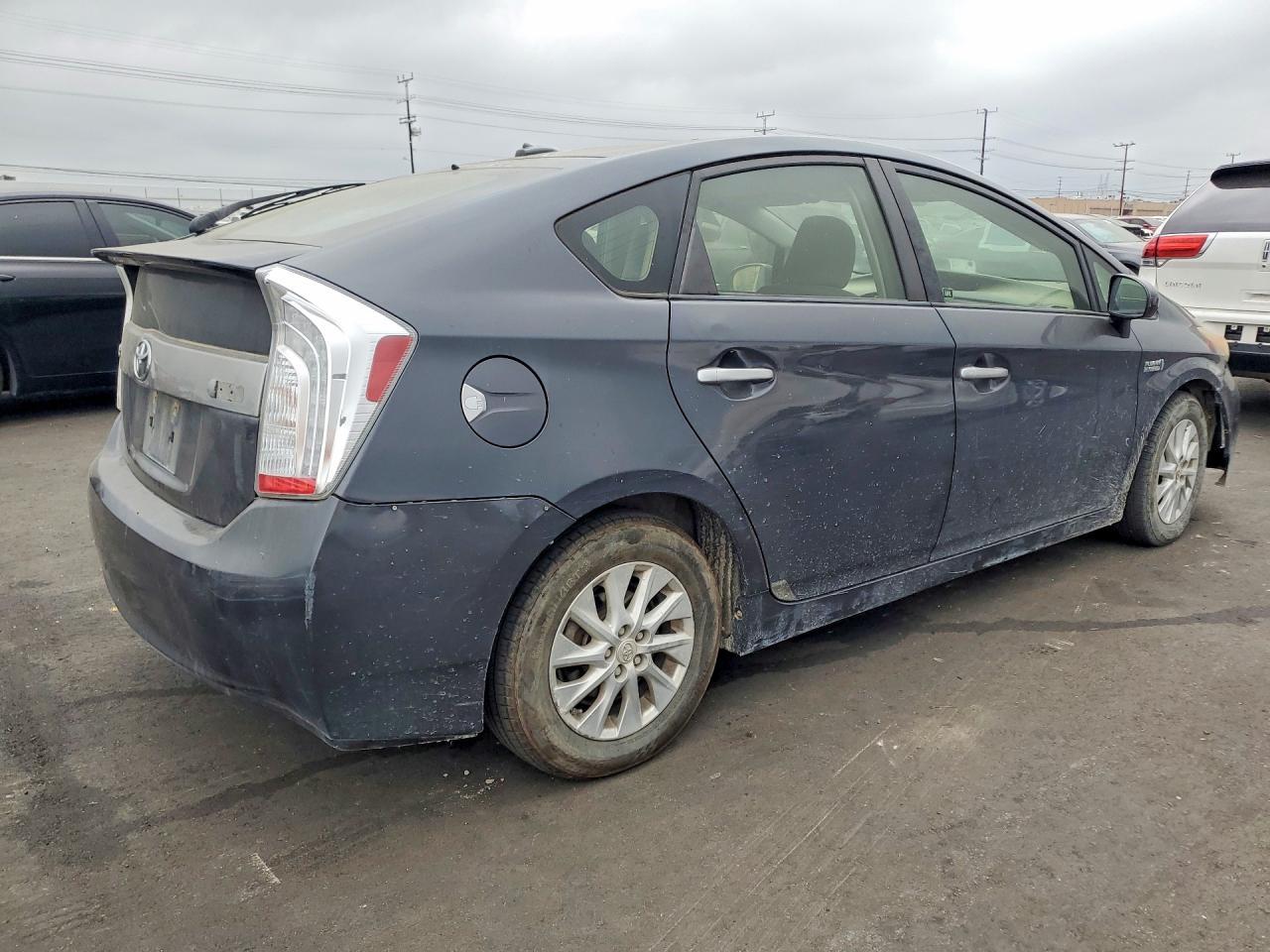 2010 Toyota Yaris Base - Image 3