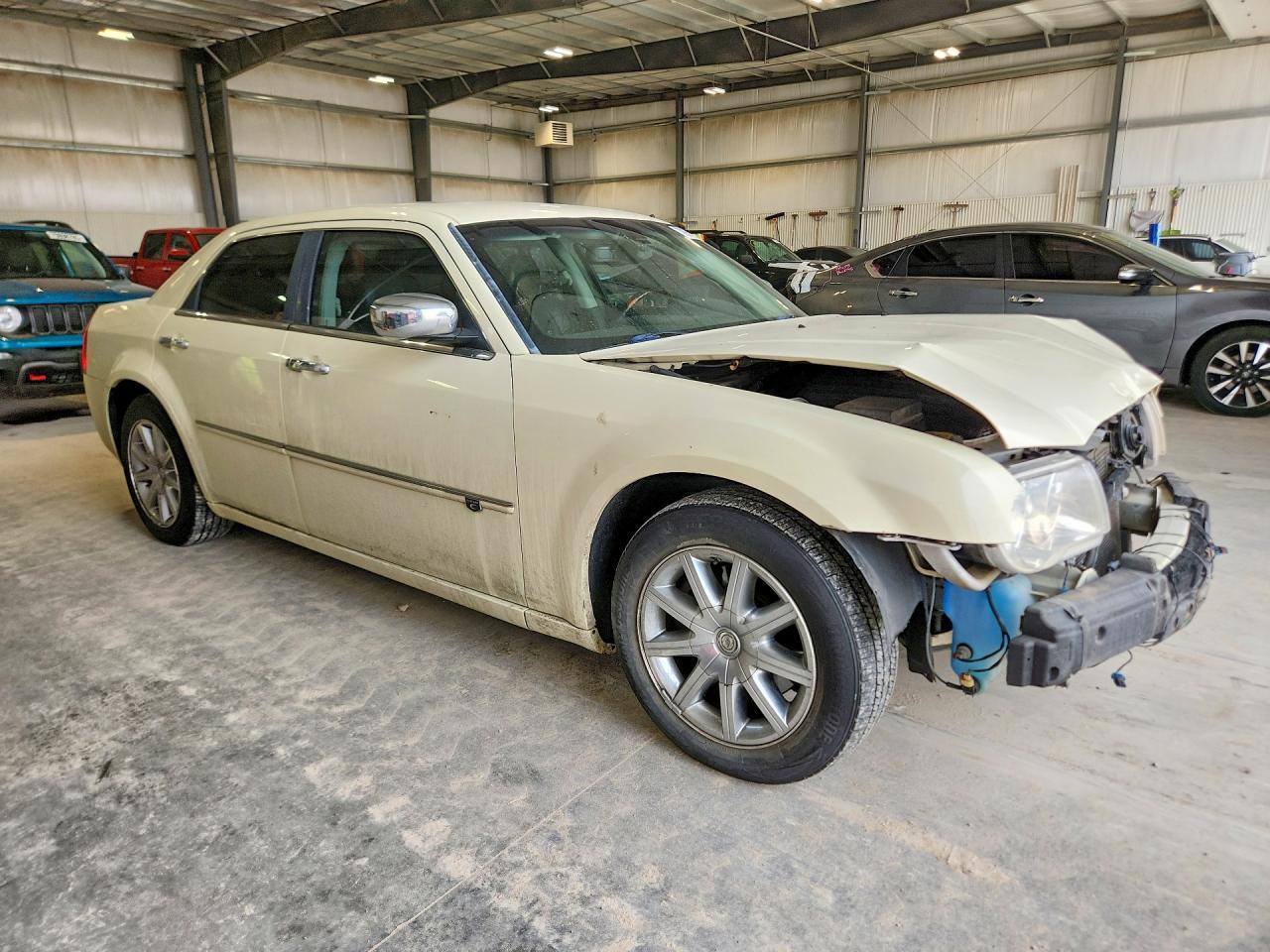 2009 Chrysler 300C - Фото 4