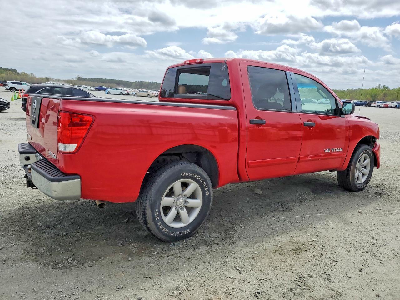 2011 Nissan Titan S - Фото 3