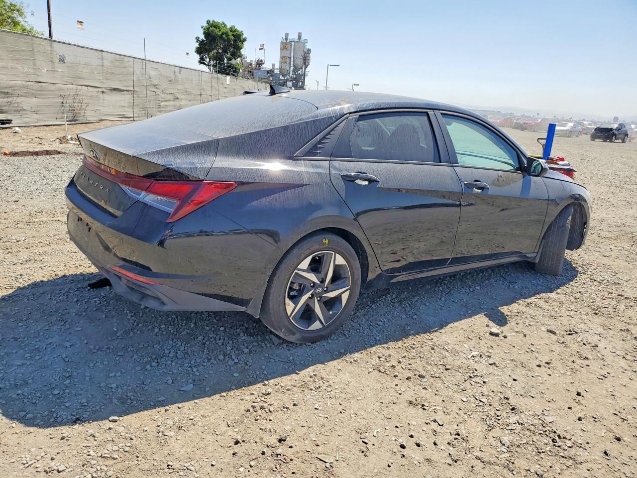 2023 Hyundai Elantra Sel - Image 3