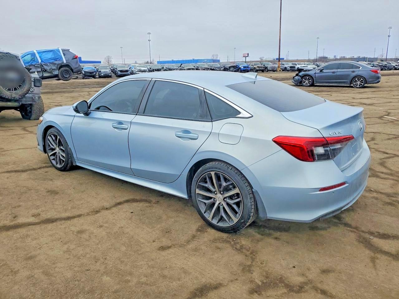 2022 Honda Civic Touring - Image 2