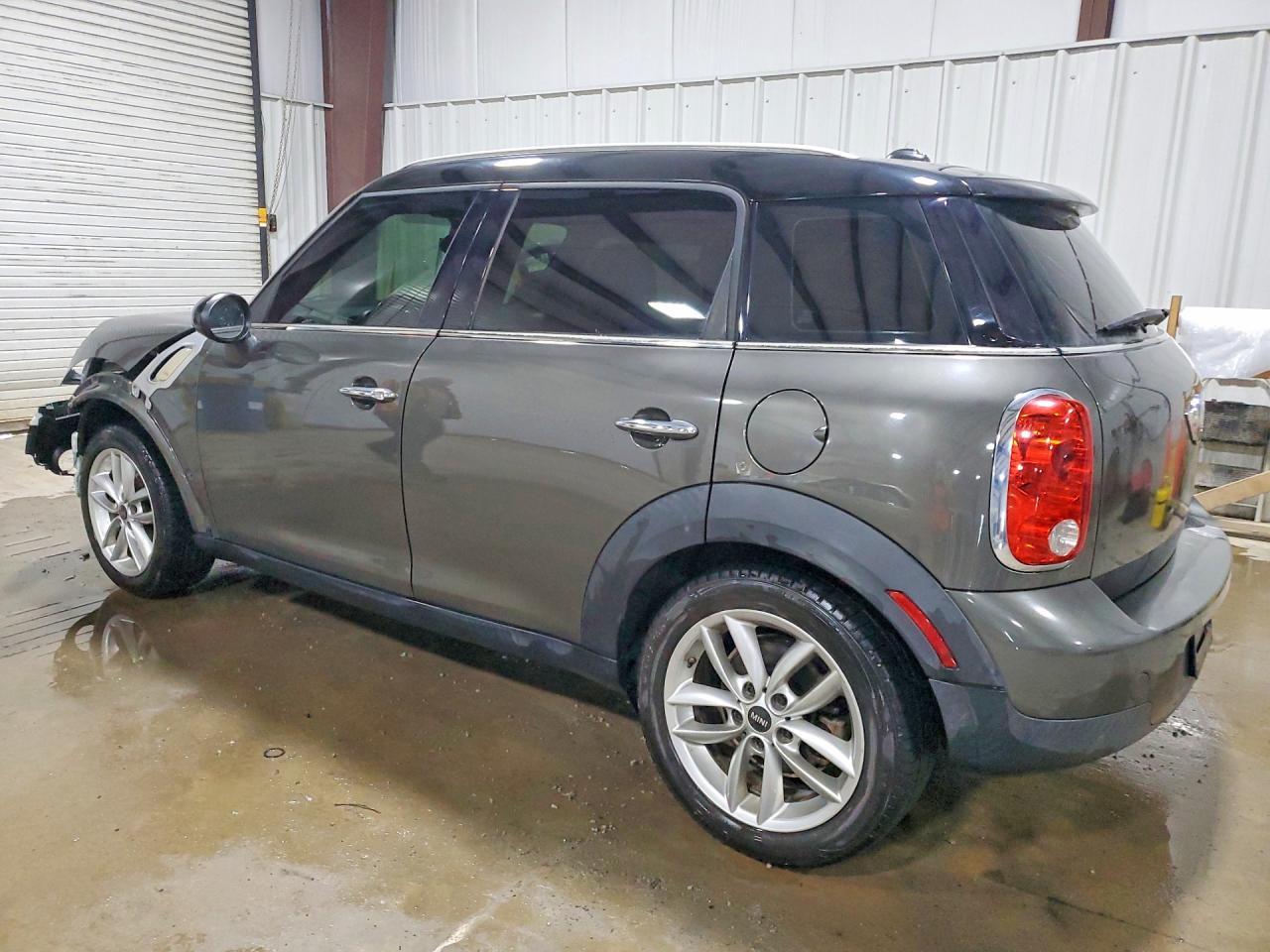2012 Mini Cooper Countryman - Image 2