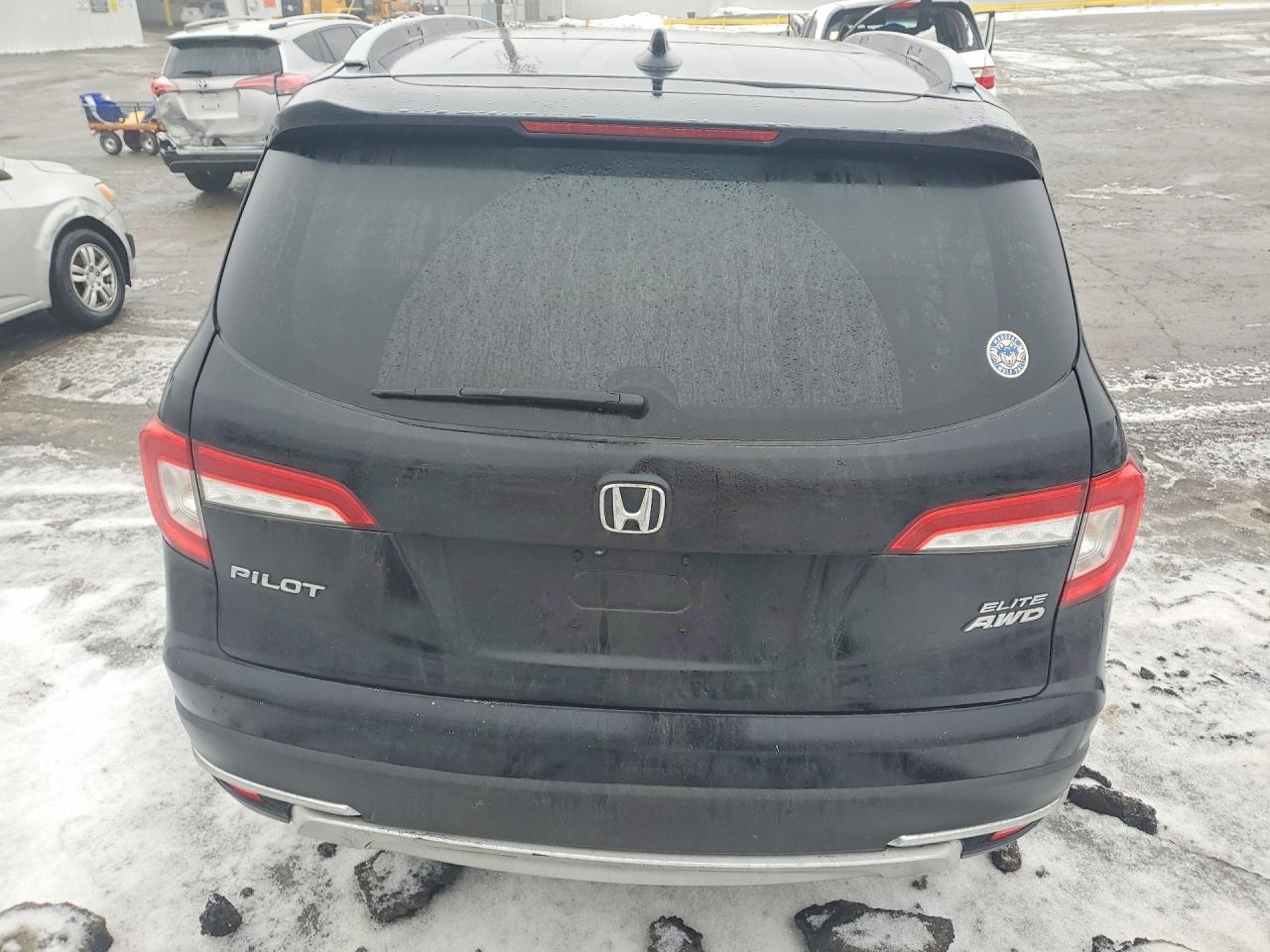 2019 Honda Pilot Elite - Image 6