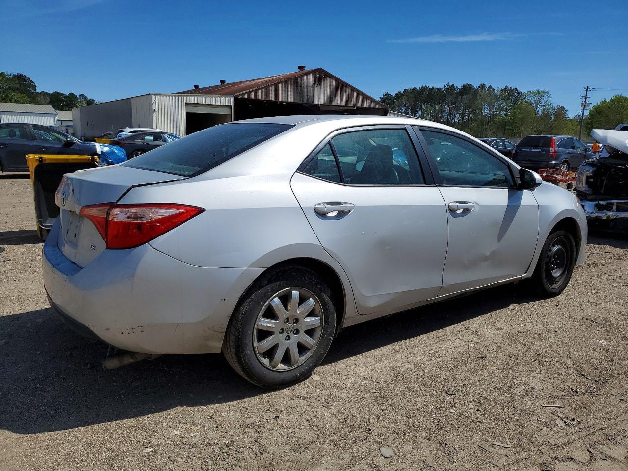 2018 Toyota Corolla Le - Image 3
