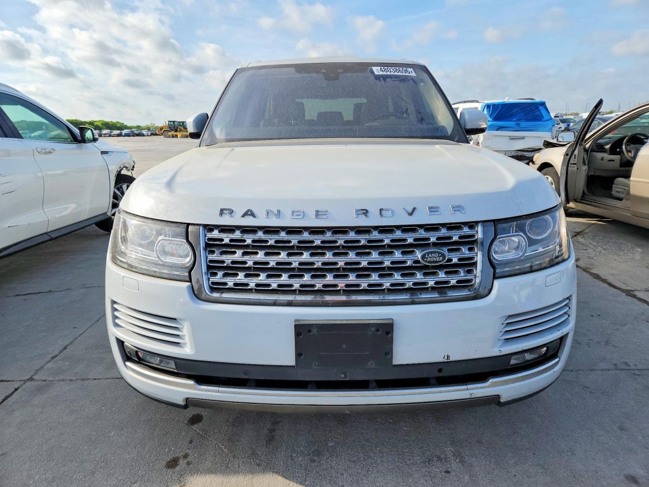 2017 Land Rover Range Rover Supercharged - Image 5