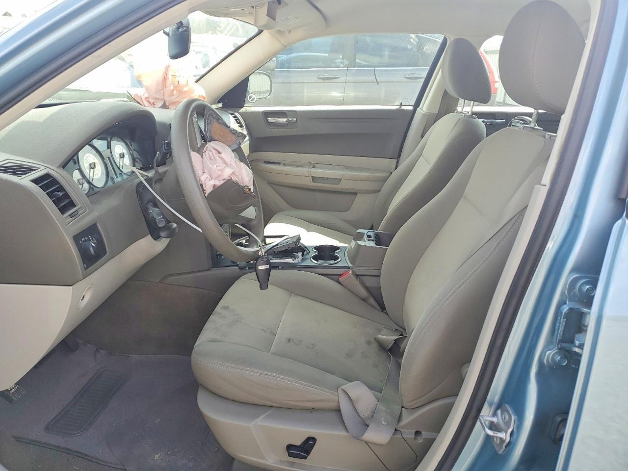 2008 Chrysler 300 Lx - Image 7