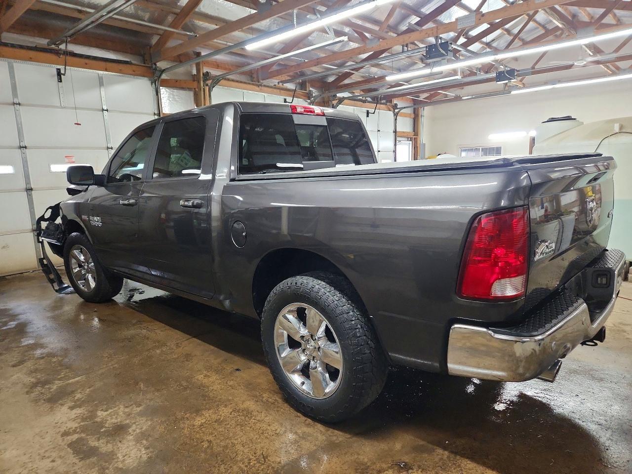 2018 Ram 1500 Slt - Image 2