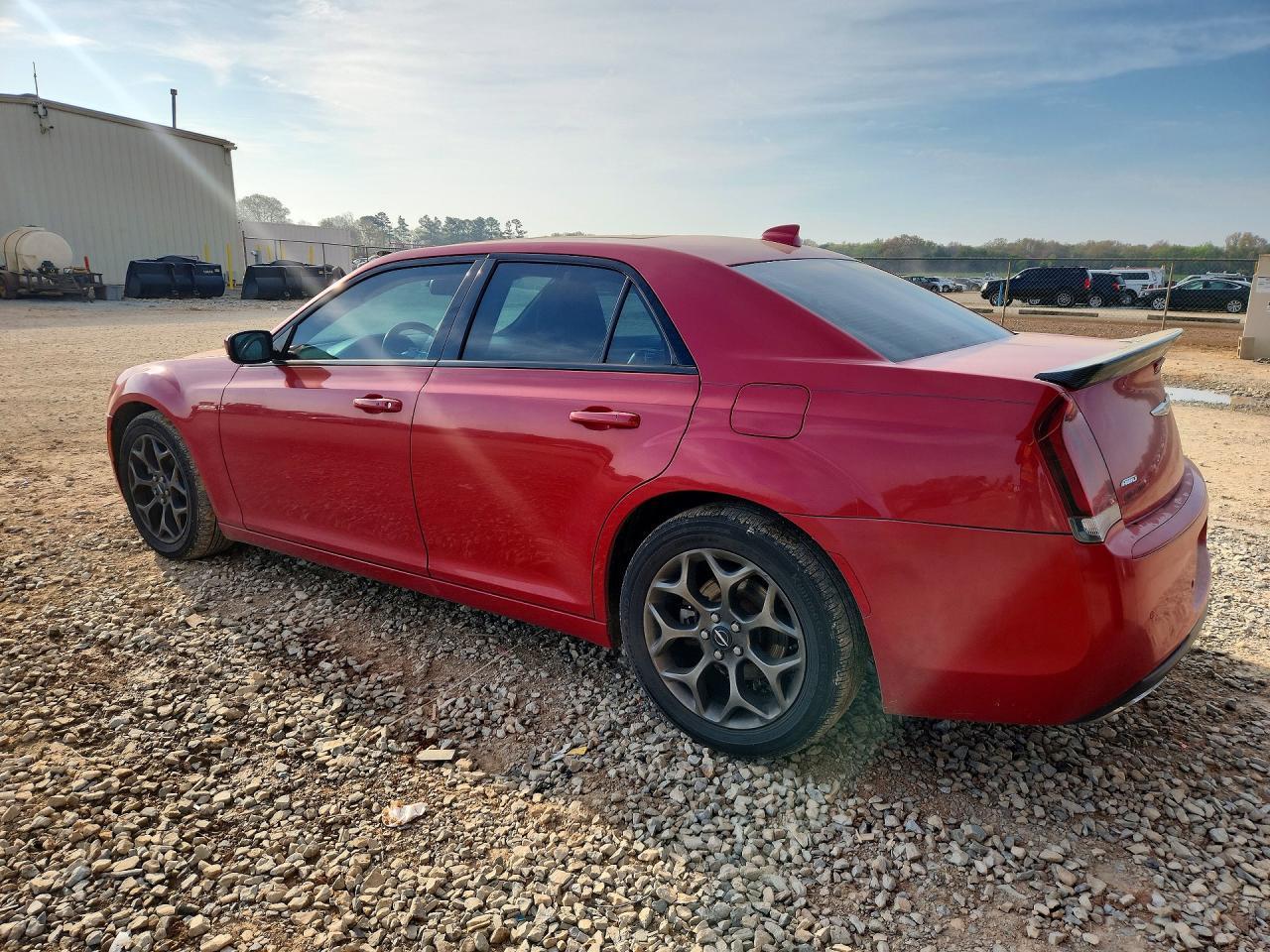 2015 Chrysler 300 S - Фото 2