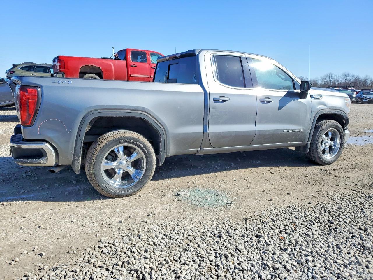 2020 GMC Sierra K1500 Sle - Фото 3
