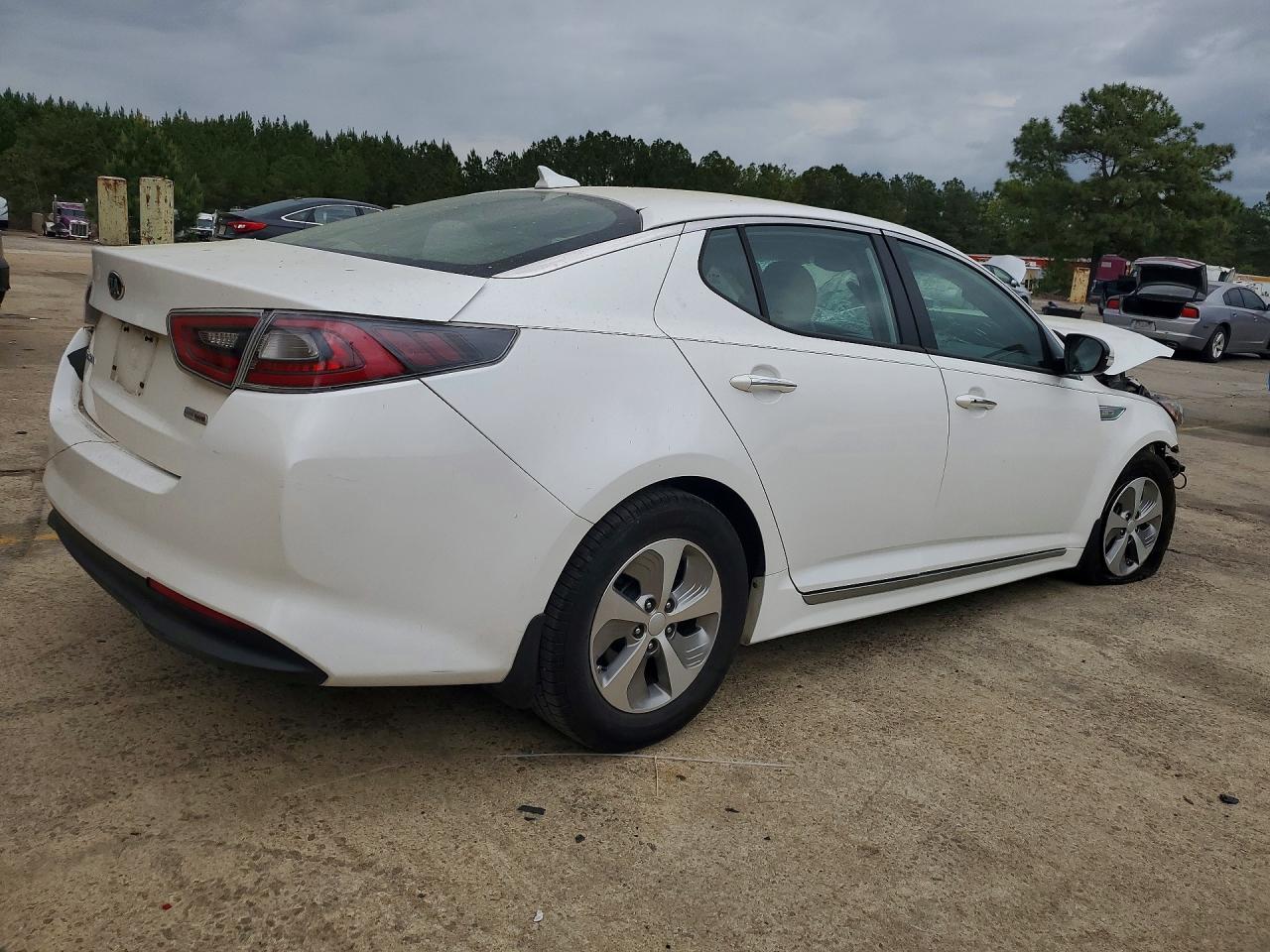 2015 Kia Optima Hybrid Base - Фото 3