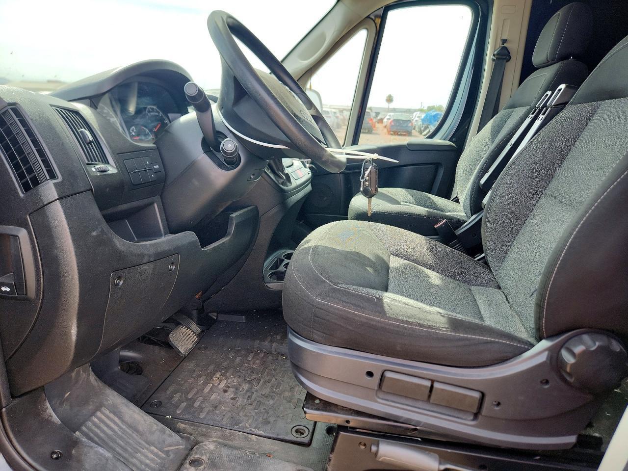 2021 Ram Promaster 2500 Utility / Service Van - Фото 5