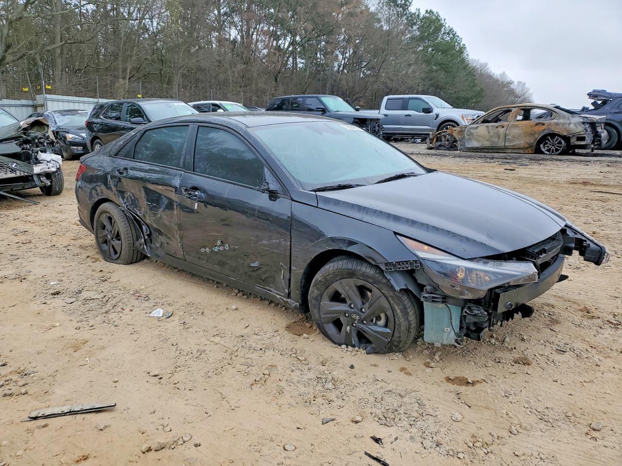 2023 Hyundai Elantra Sel - Фото 4