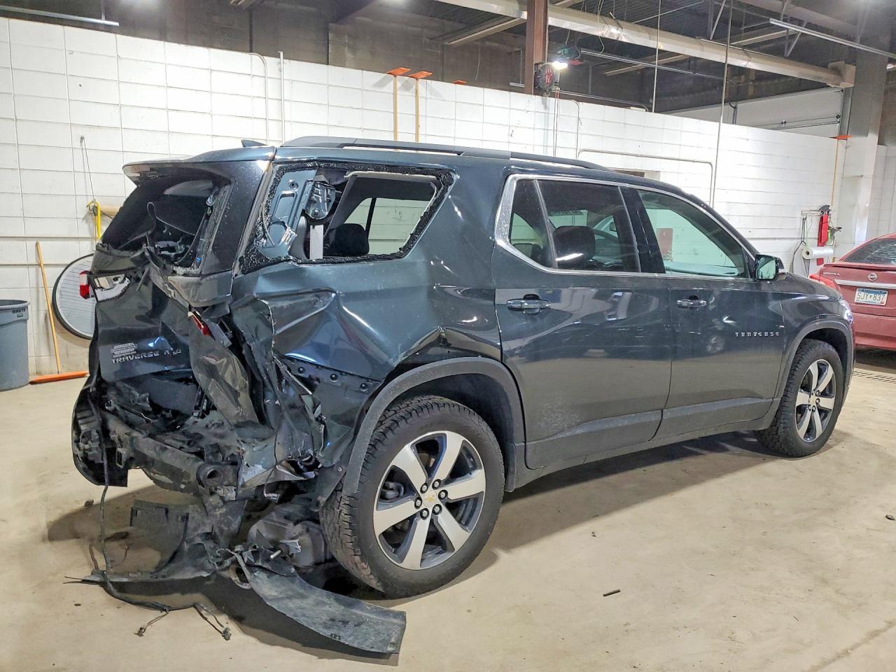 2019 Chevrolet Traverse Lt - Фото 3
