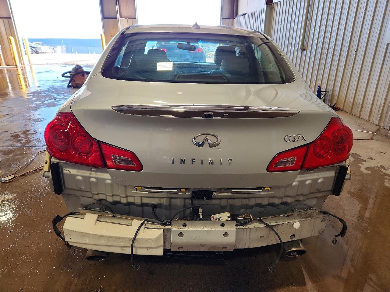 2012 Infiniti G37 - Image 6