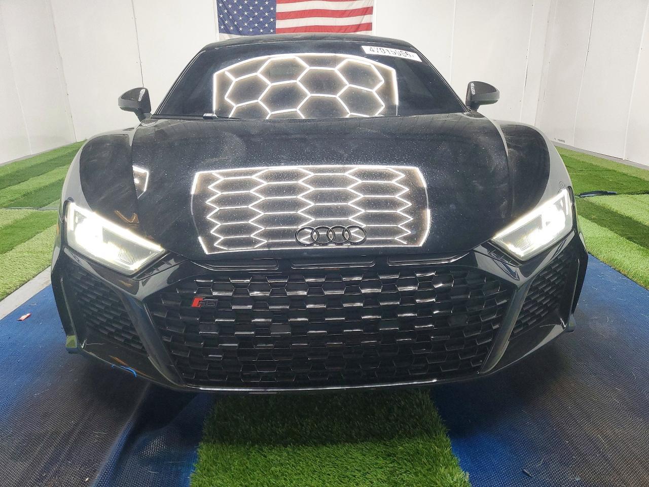 2021 Audi R8 - Фото 5