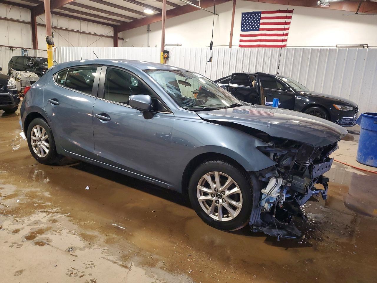 2015 Mazda 3 Touring - Image 4