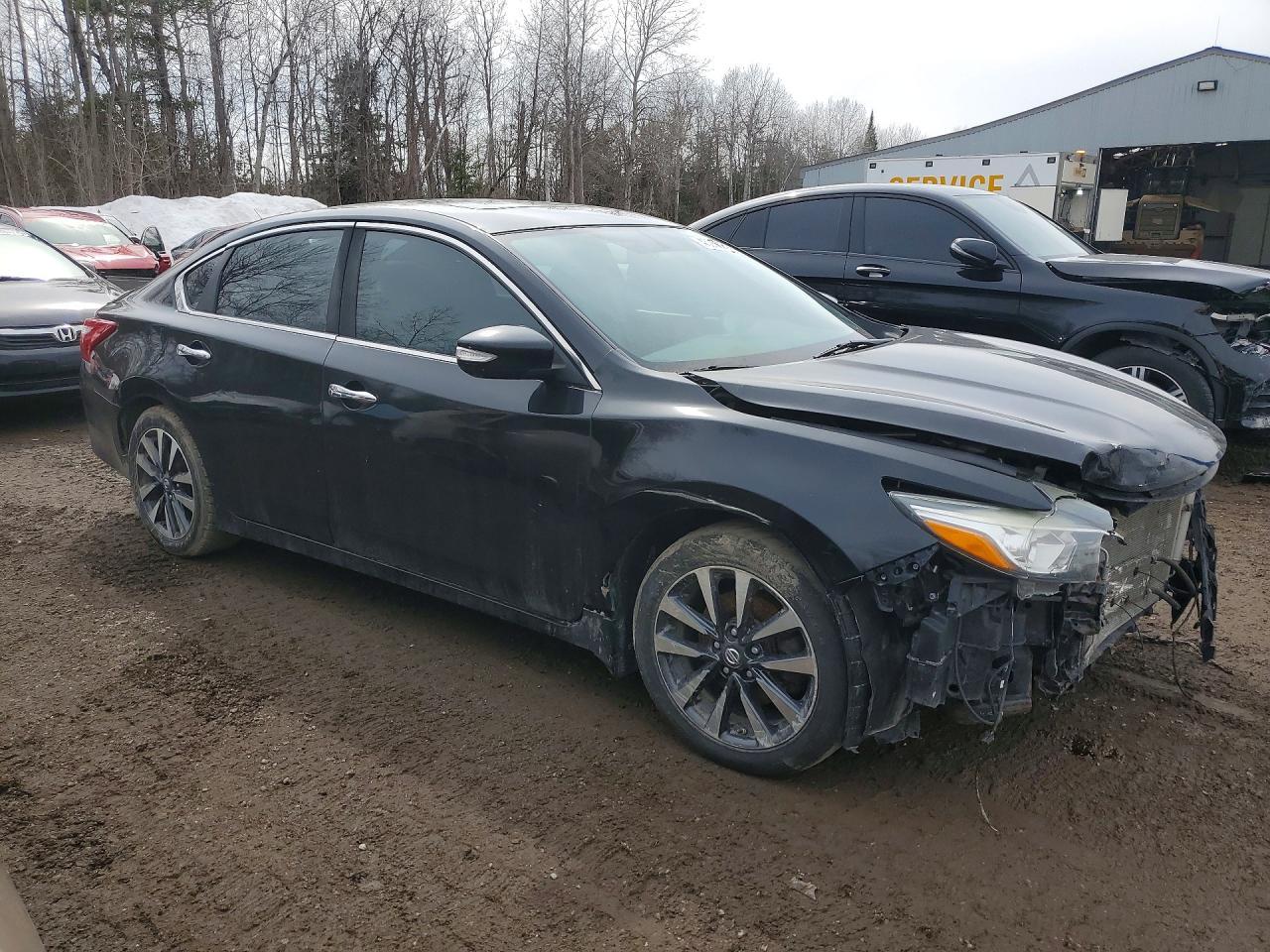 2016 Nissan Altima 2.5 - Image 4
