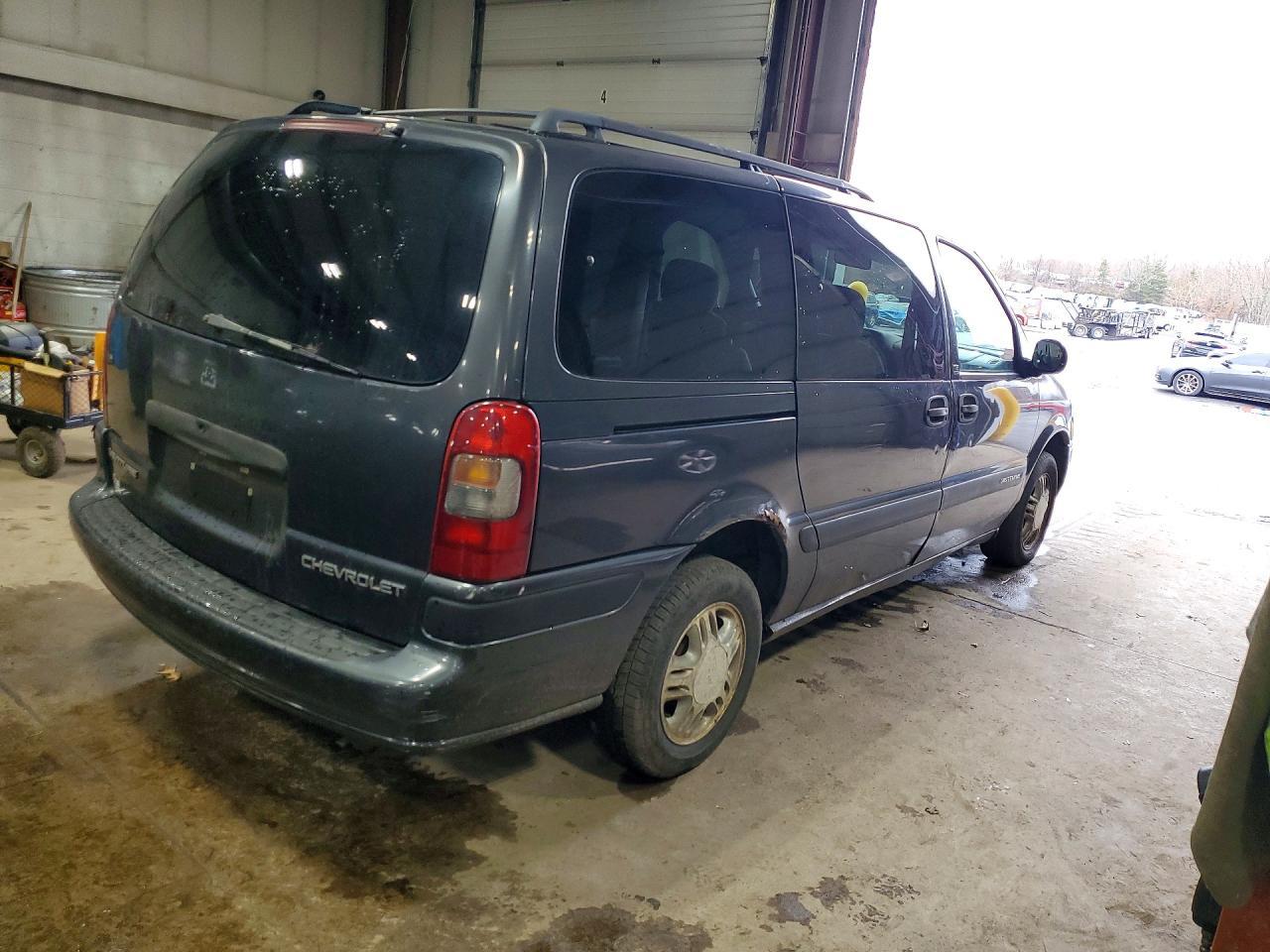 1997 Chevrolet Venture - Image 3