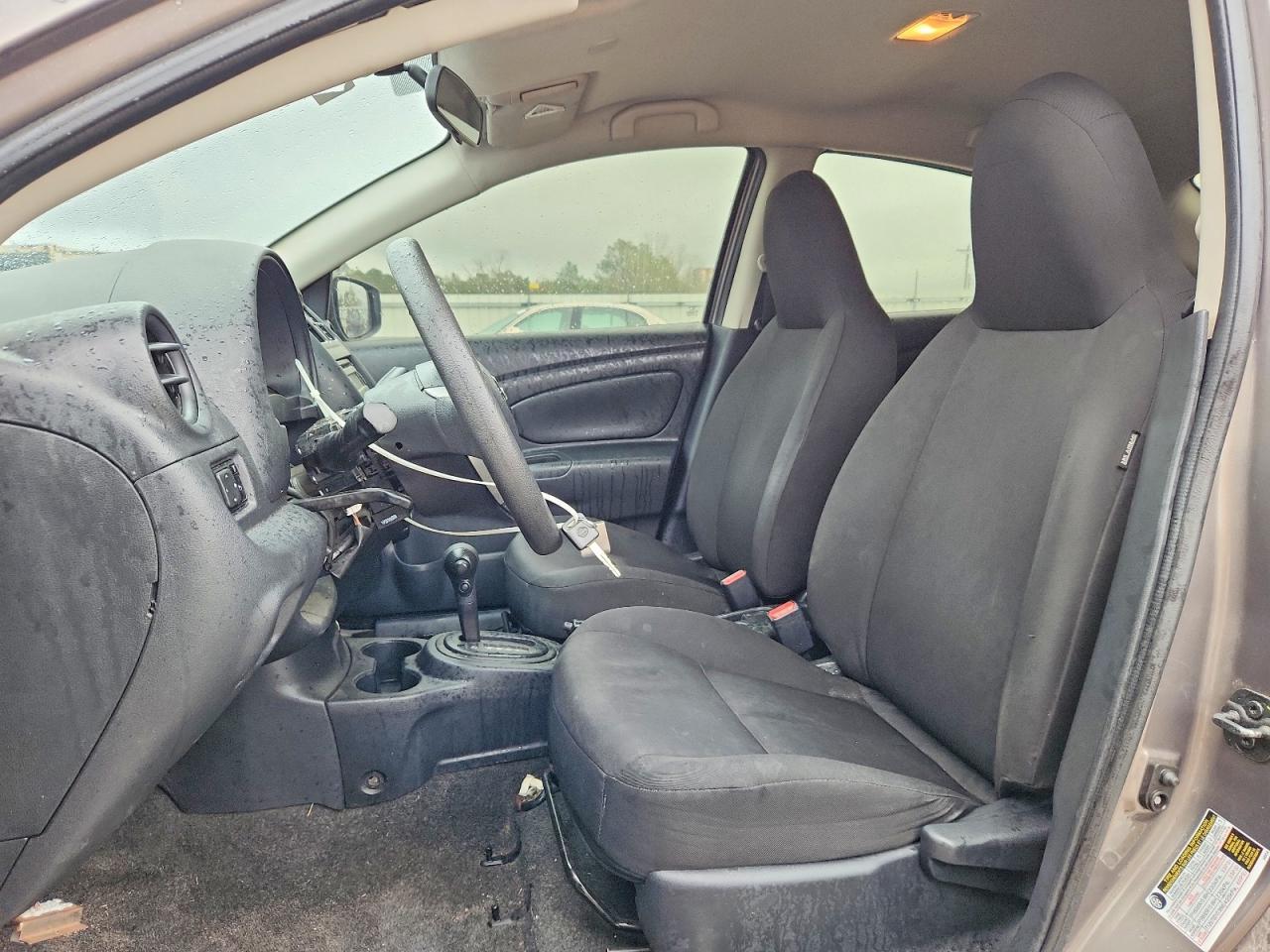 2017 Nissan Versa - Фото 7